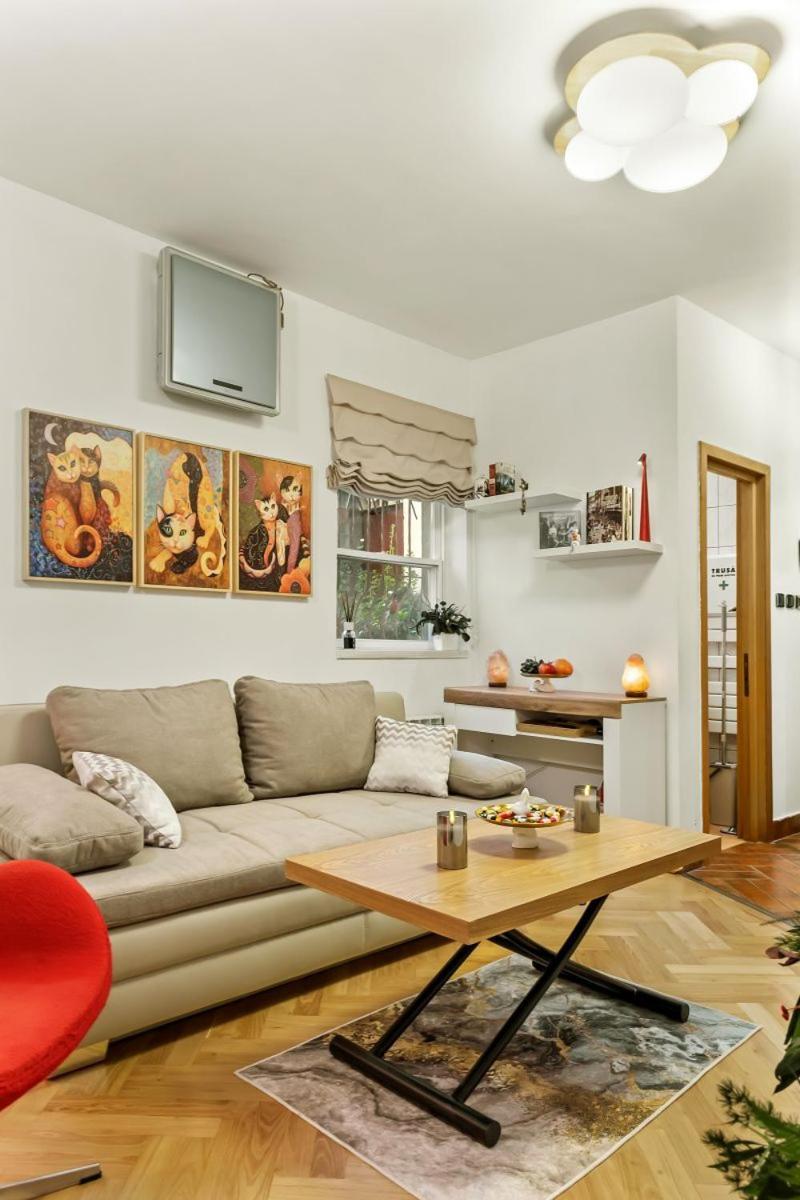 Apartament Casa De Povesti - Calea Victoriei Bukareszt Zewnętrze zdjęcie